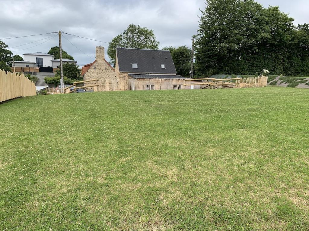 Charmante Maison De Campagne En Pierres Et Bois Sartilly-Baie-Bocage Eksteriør billede