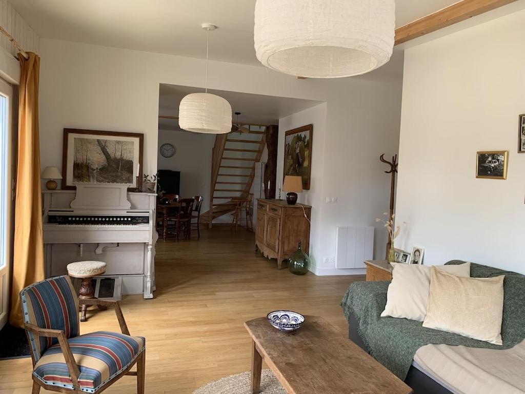 Charmante Maison De Campagne En Pierres Et Bois Sartilly-Baie-Bocage Eksteriør billede